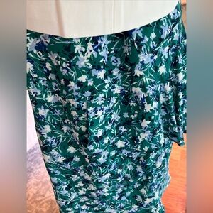 Miska skirt. Green print size S